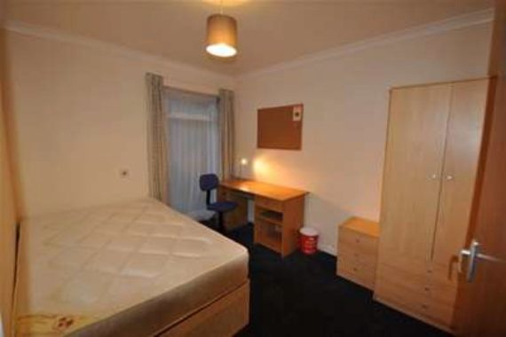 5 Bedroom Detached